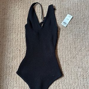 Sweater v neck halter top